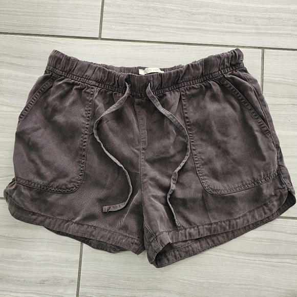 Cynthia Rowley Shorts - Picture 1 of 5